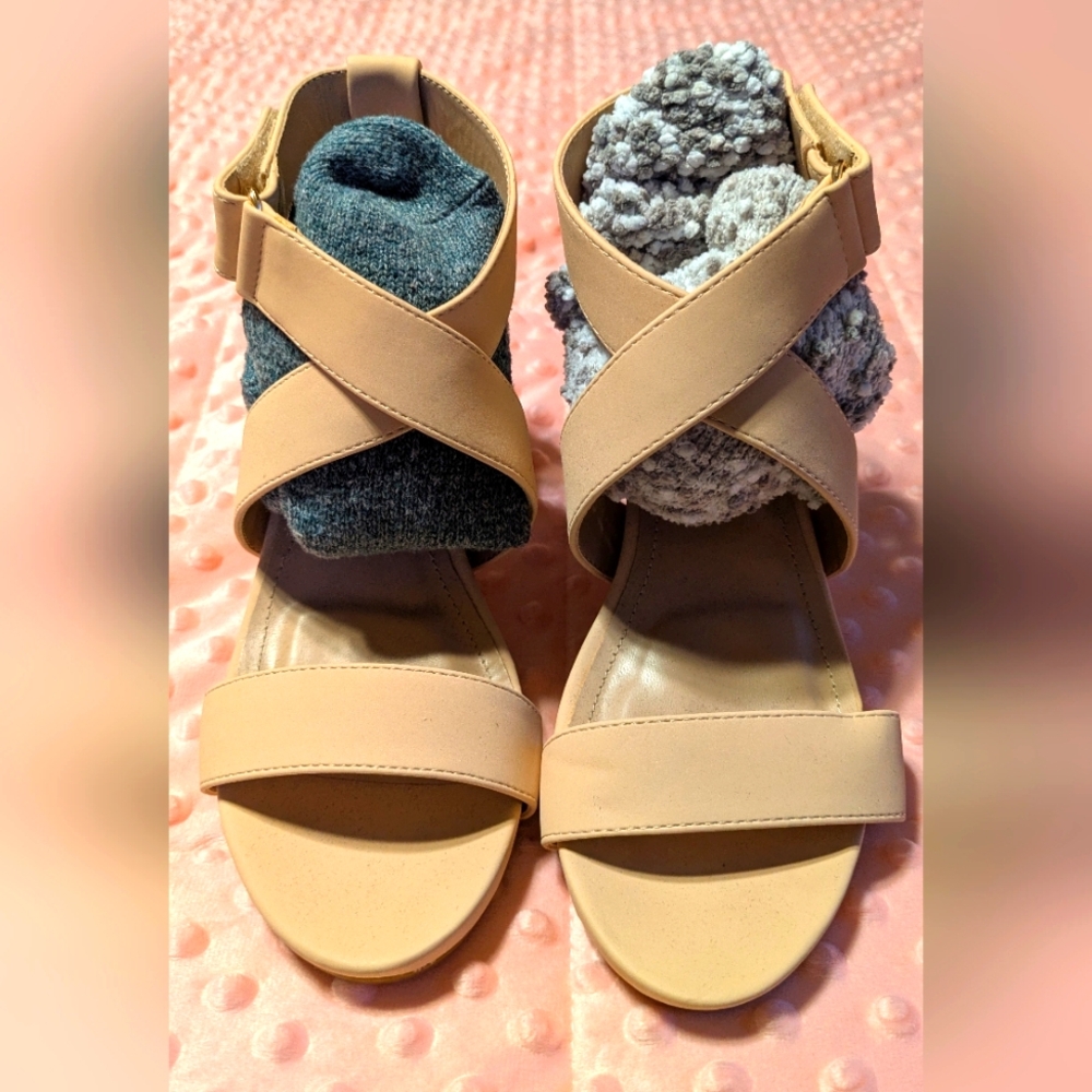 Dress sandals
